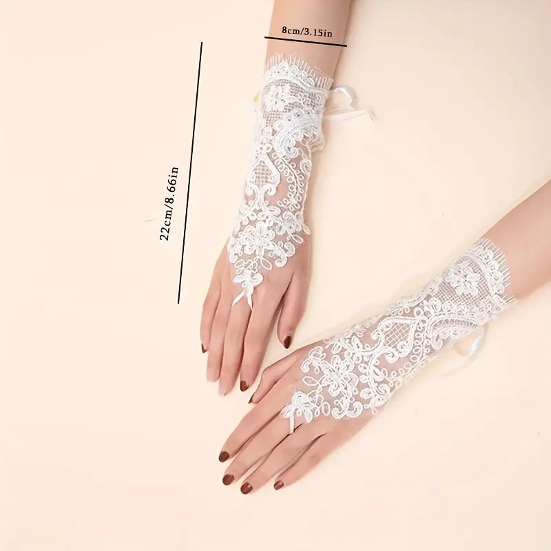 White Wedding Lace Gloves Elegant Hollow Hook Wrist Sleeves