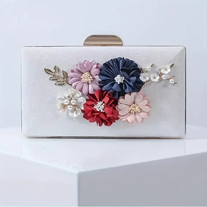 White Flower Beaded Banquet Evening Bag, Elegant 3D Flower Party Clutch Bag White