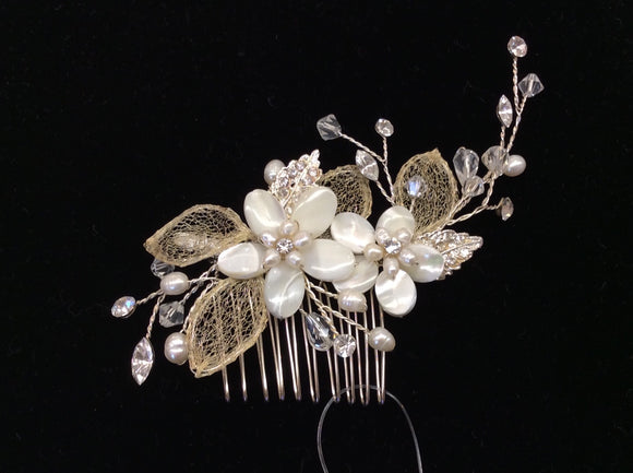 Shell flower hair comb with freshwater pearls and crystals