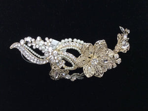 Vintage gold metal flower hair clip